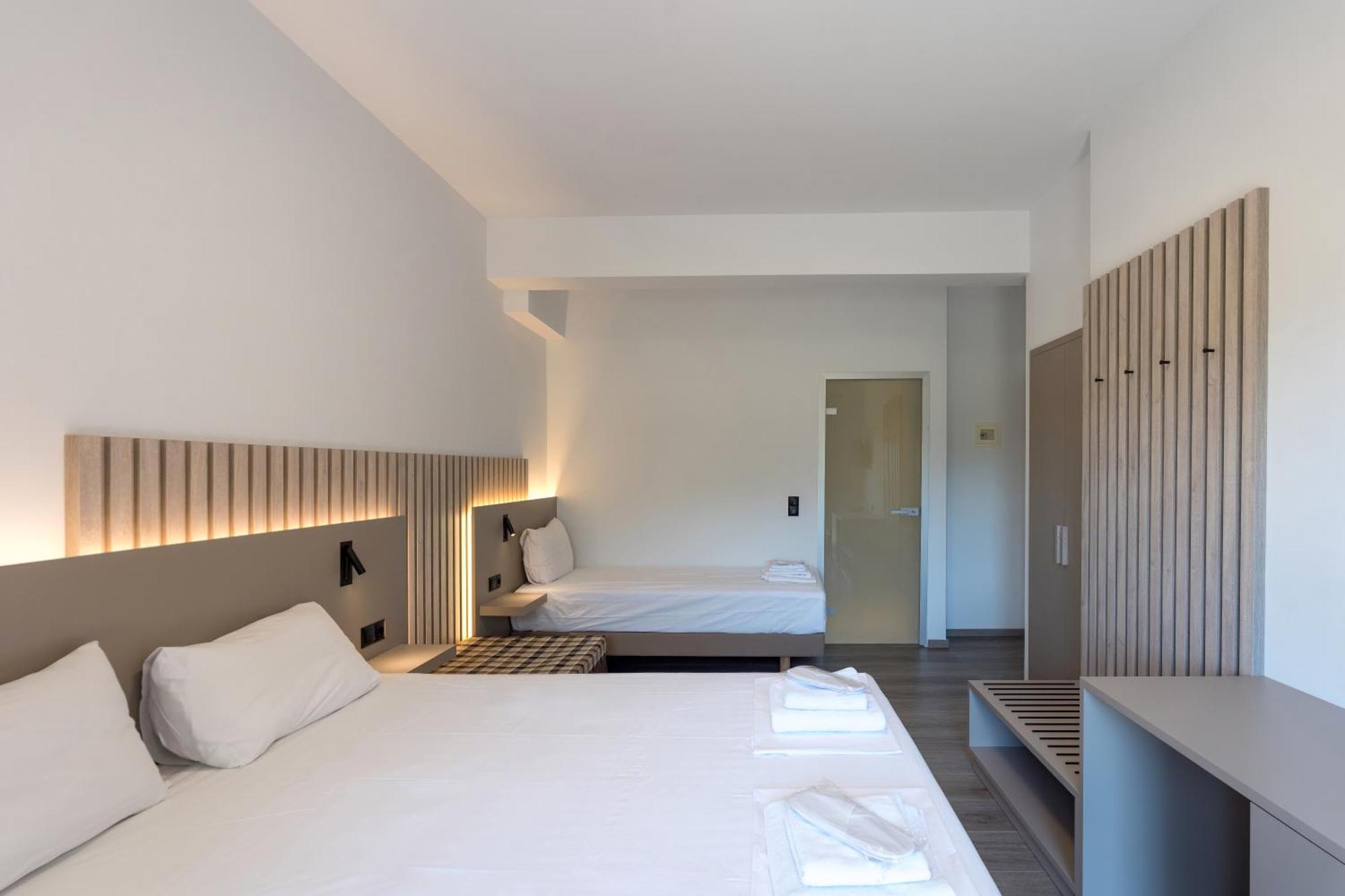 Hotel Agistro Ангістрон Екстер'єр фото