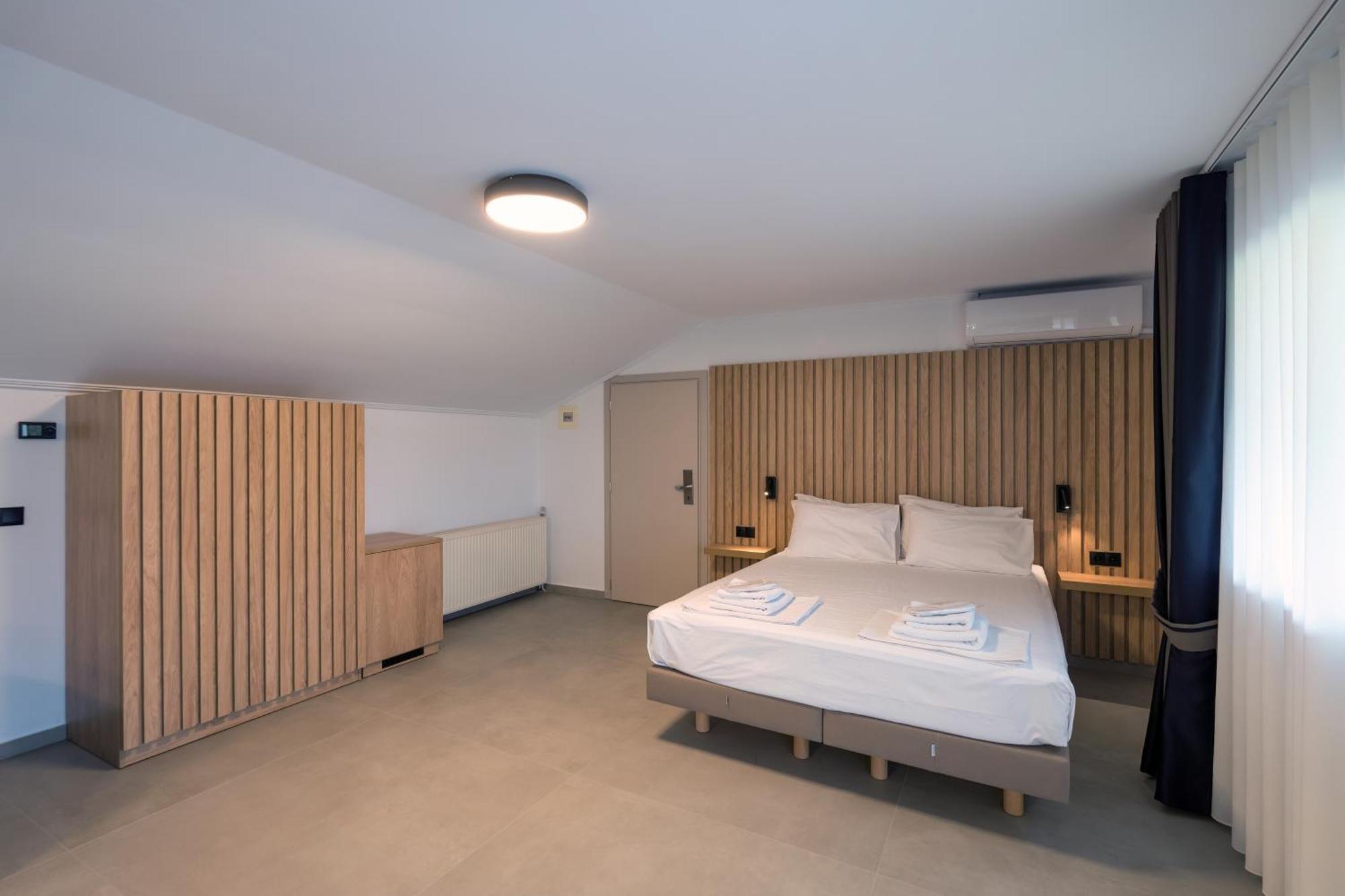 Hotel Agistro Ангістрон Екстер'єр фото