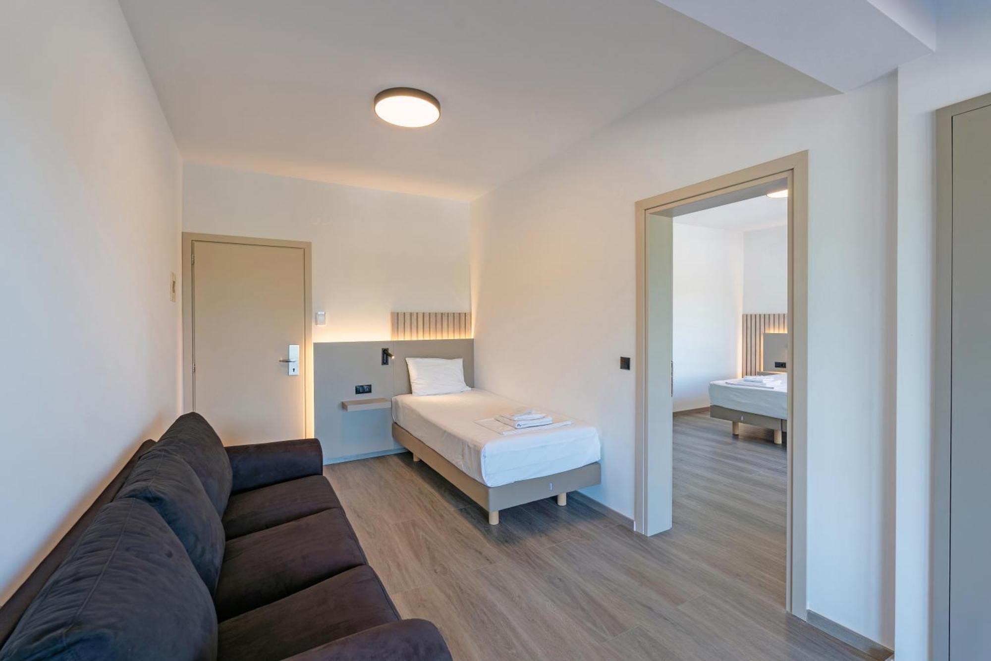 Hotel Agistro Ангістрон Екстер'єр фото